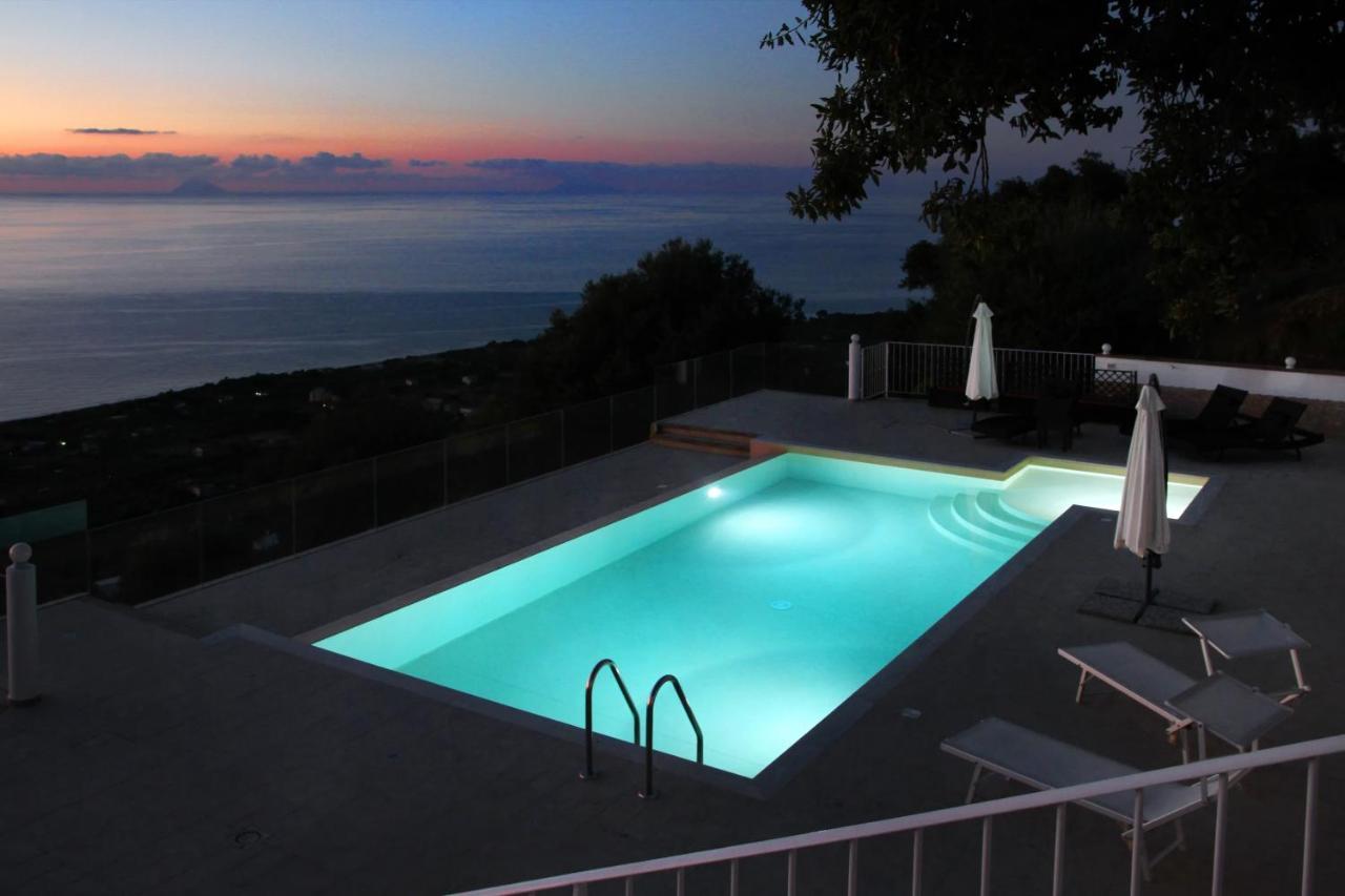 Dammuso By Local House - Private Infinity Pool & Seaview Santo Stefano di Camastra